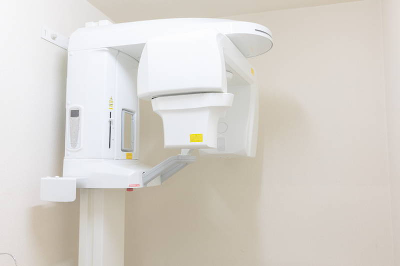 外科を専門とするドクターが在籍・歯科用CT導入